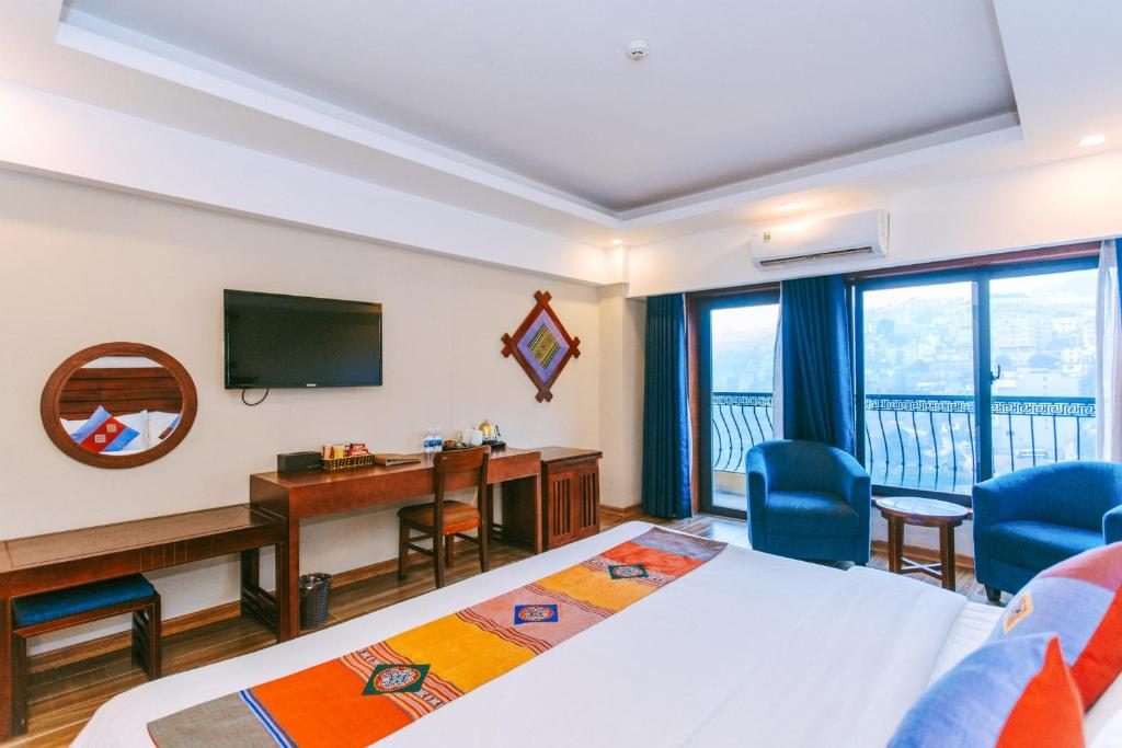 Phòng Deluxe Giường Đôi/2 Giường Đơn Nhìn Ra Núi