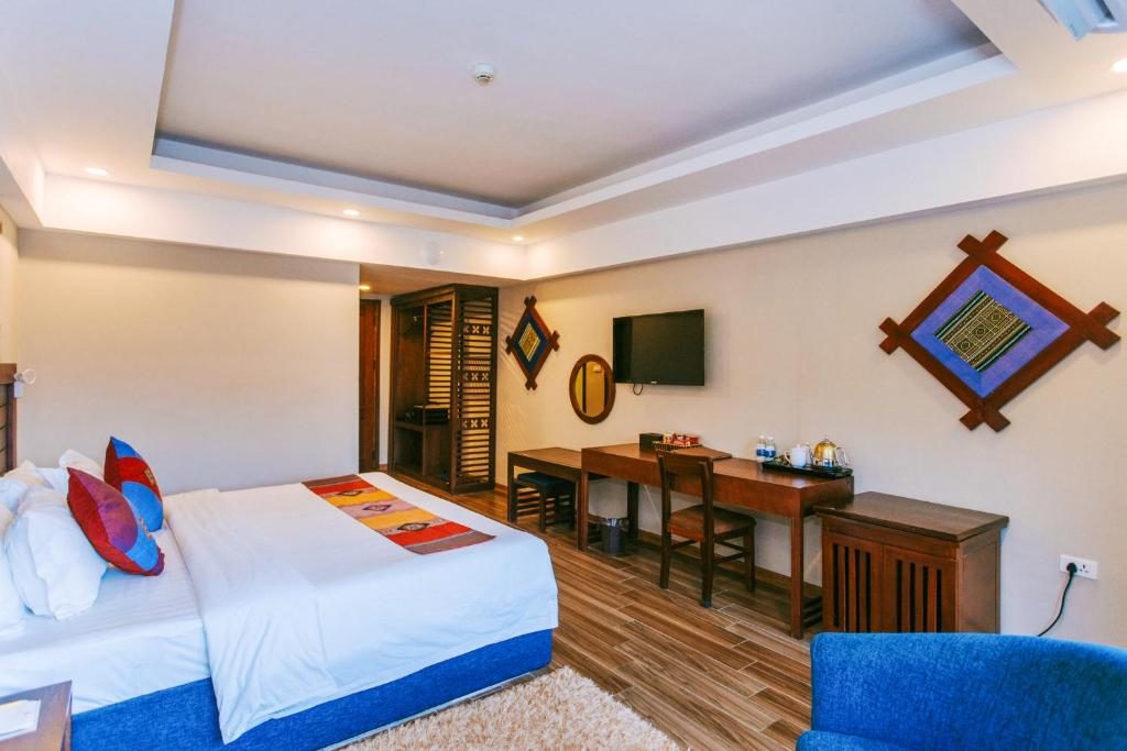 Phòng Deluxe Giường Đôi/2 Giường Đơn Nhìn Ra Núi
