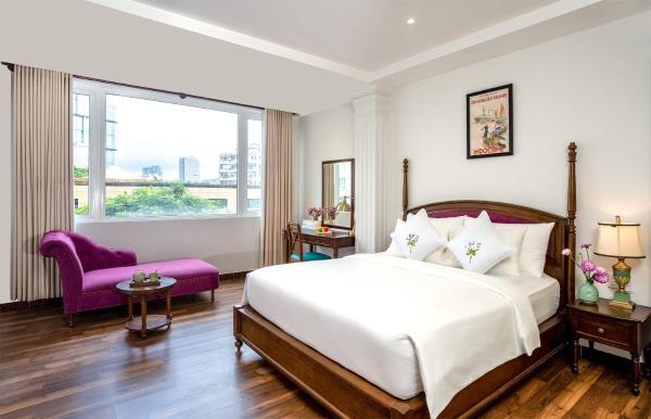Executive Room with City View – Free One Time Happy Hour