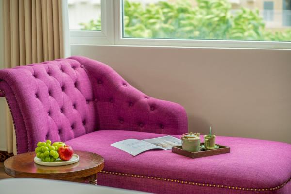 Executive Room with City View – Free One Time Happy Hour
