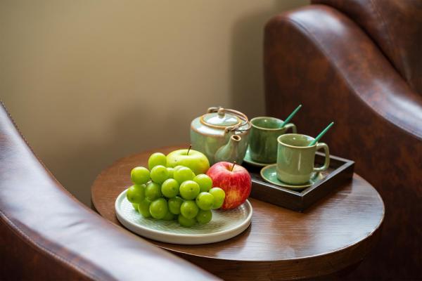 Elegant Suite with City View – Free One Time Happy Hour