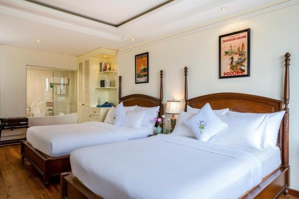Grand Elegant Suite 2 Double Bed City View – Free One Time Happy Hour
