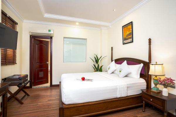 Phòng Deluxe Giường Đôi – Không có Cửa sổ