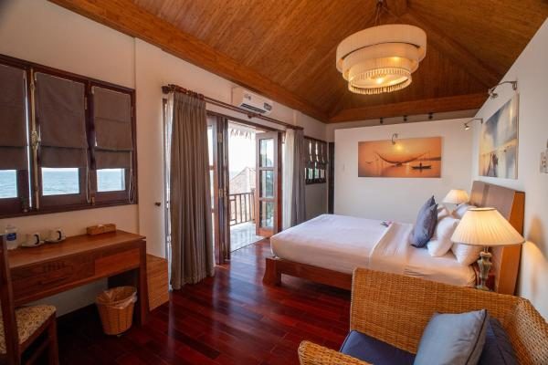 Villa có Hồ bơi trên Bãi biển