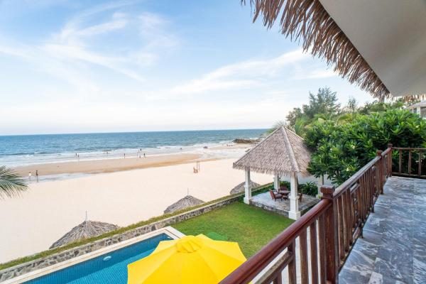 Villa có Hồ bơi trên Bãi biển