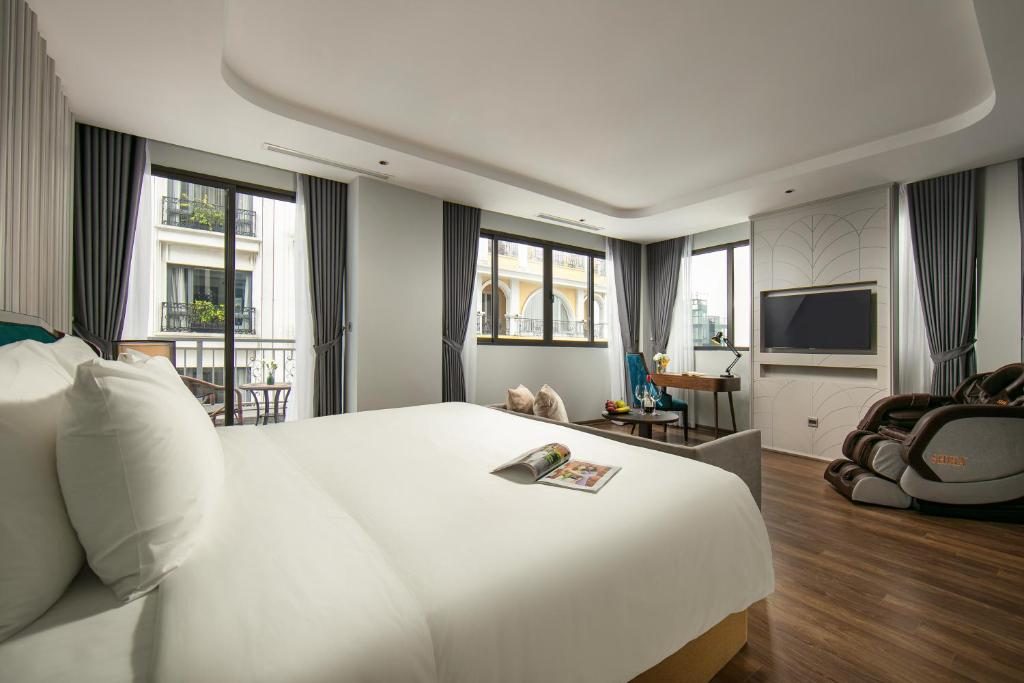 Suite May De Ville Grand Có Ban Công