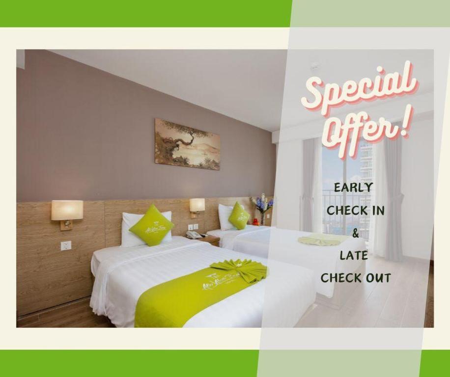 Deluxe Double or Twin Room with Balcony and City View