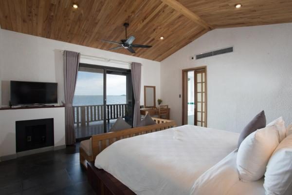 2 Bedrooms Lagoon View Villa with Free Afternoon Cocktail