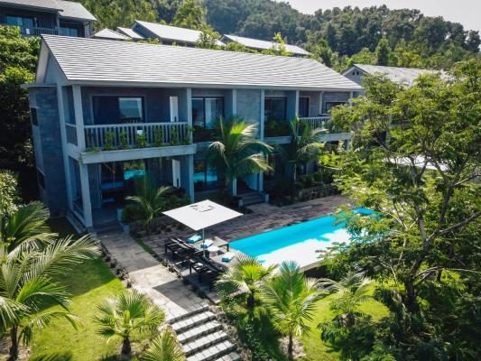 4 Bedrooms Hillside Pool Deluxe with Free Afternoon Cocktail