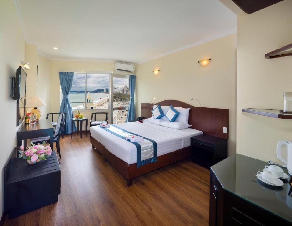 Phòng Deluxe Giường Đôi Nhìn Ra Biển