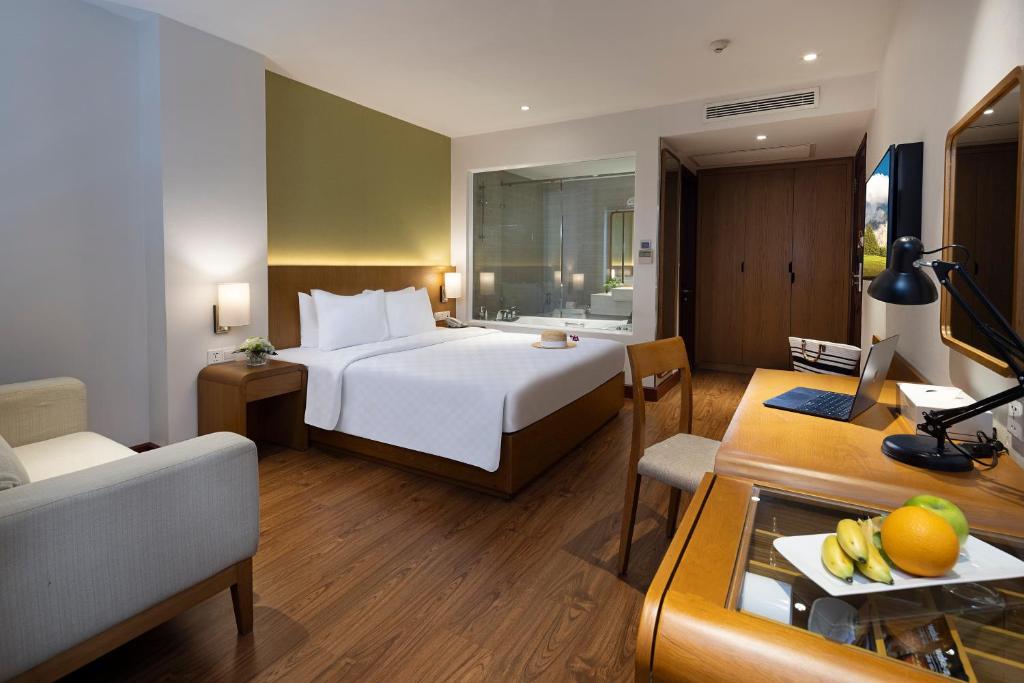 City Aura Room