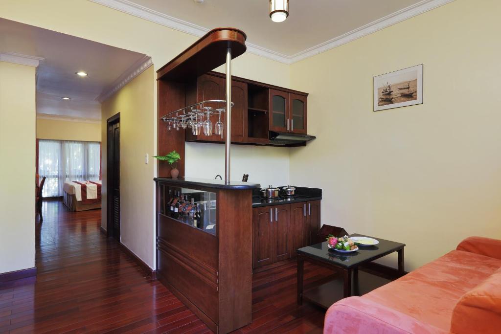 President Suite Garden View