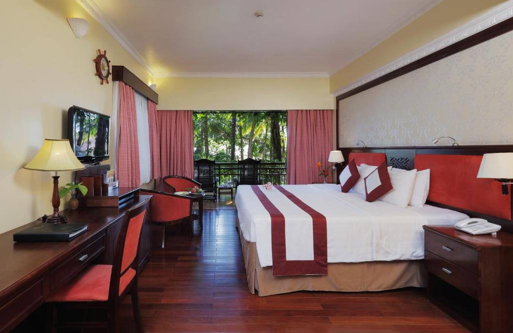 President Suite Garden View