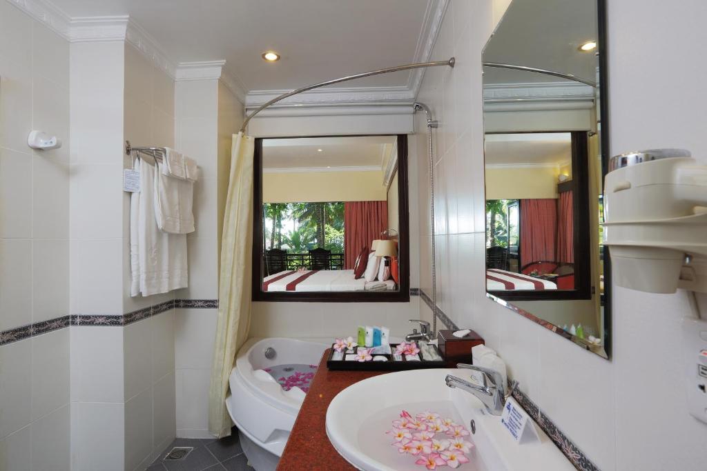 President Suite Garden View