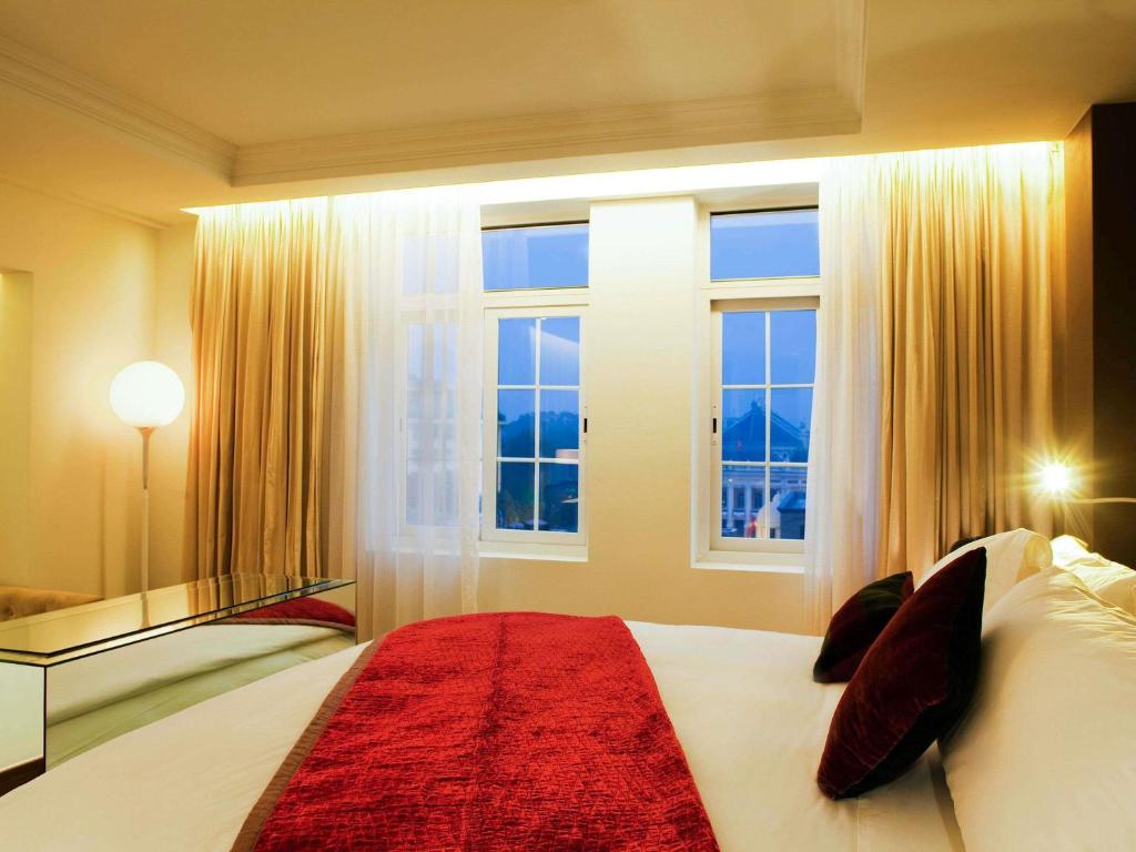 Suite có Giường cỡ King và Tầm nhìn ra Nhà hát Opera House