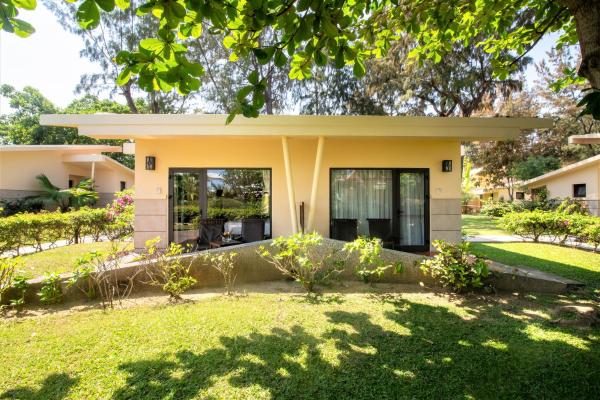 Garden Bungalow Double Room with Terrace