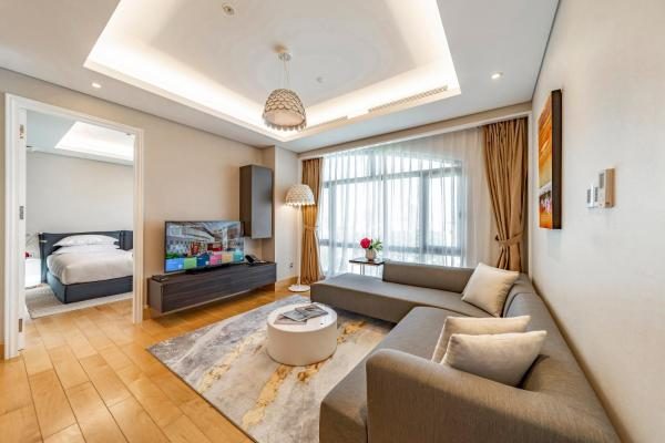 Suite Gia Đình