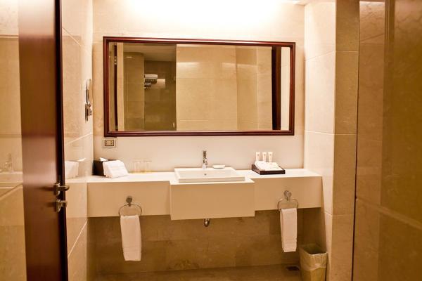 Phòng Deluxe Giường Đôi