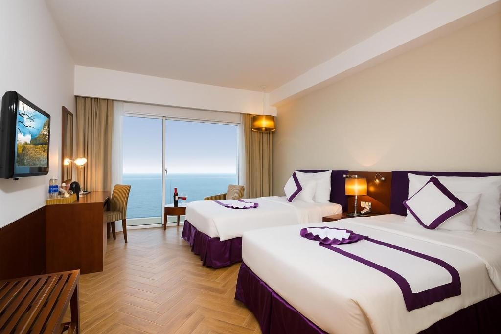Phòng Junior Deluxe 2 Giường Đơn Nhìn Ra Biển