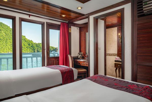 Deluxe Double or Twin Room With Sea View – 2 Days 1 Night