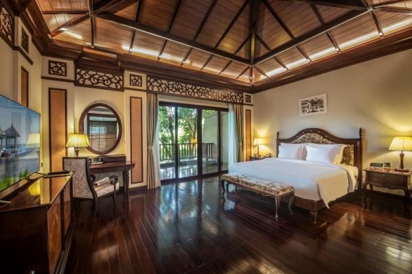 Biệt Thự 2 Tầng Có Giường Cỡ King – Hồ Bơi Riêng – Vé Vào Công Viên Giải Trí VinWonders