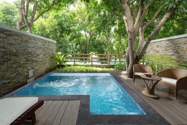 Biệt Thự Có Giường Cỡ King Nhìn Ra Vườn – Hồ Bơi Riêng – Vé Vào Công Viên Giải Trí VinWonders