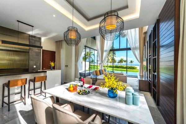 Biệt Thự 3 Phòng Ngủ Có Hồ Bơi Riêng Nhìn Ra Biển Với Vé Vào Công Viên VinWonders