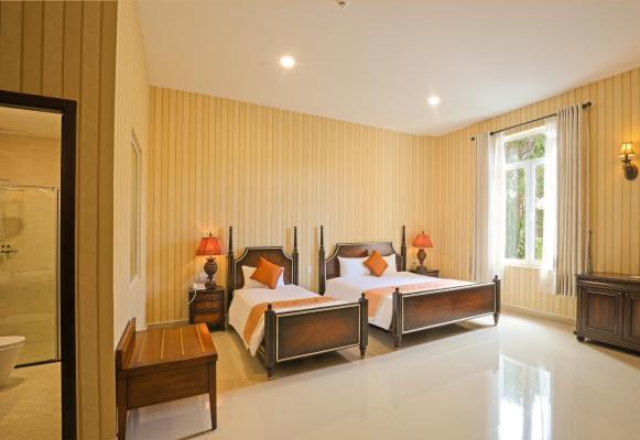 Phòng 3 Người Nhìn Ra Vườn Trong Tòa Nhà Deluxe
