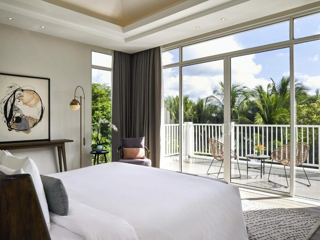 Biệt Thự 3 Phòng Ngủ Nhìn Ra Vườn Có Hồ Bơi Riêng