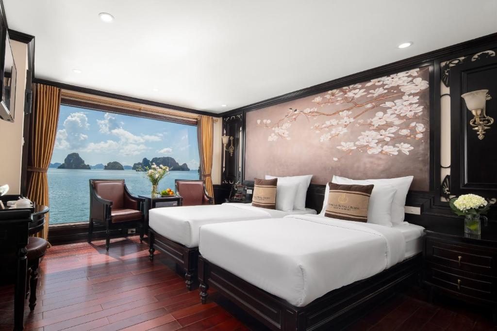 Suite Elegant Có Ban Công Riêng – 2 Ngày 1 Đêm