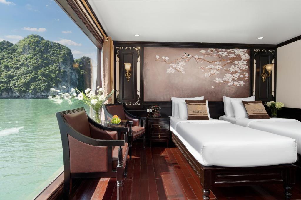 Suite Elegant Có Ban Công Riêng – 3 Ngày 2 Đêm