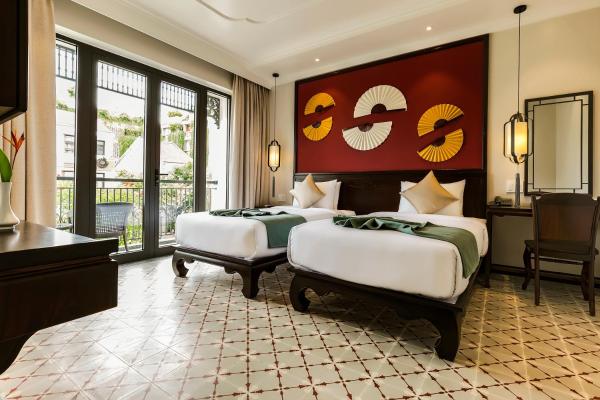 Phòng Deluxe 2 giường đơn với ban công
