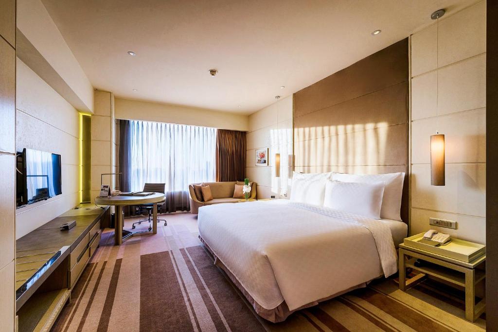 Phòng Nikko Club Deluxe Premium Giường Cỡ King