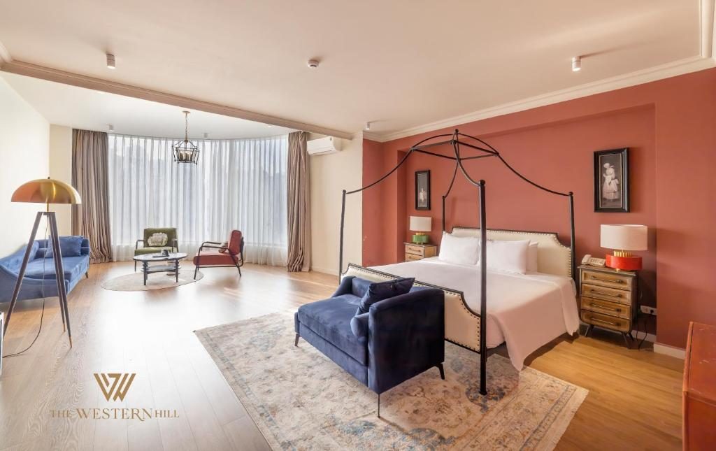 Suite Nhìn Ra Thành Phố