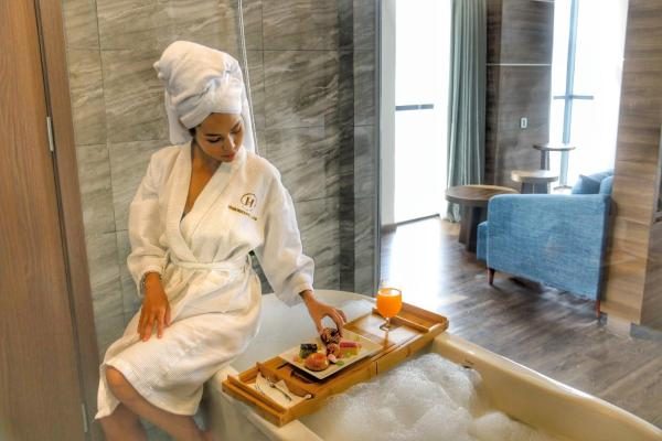 Suite Hướng Biển – Kèm Trà Chiều