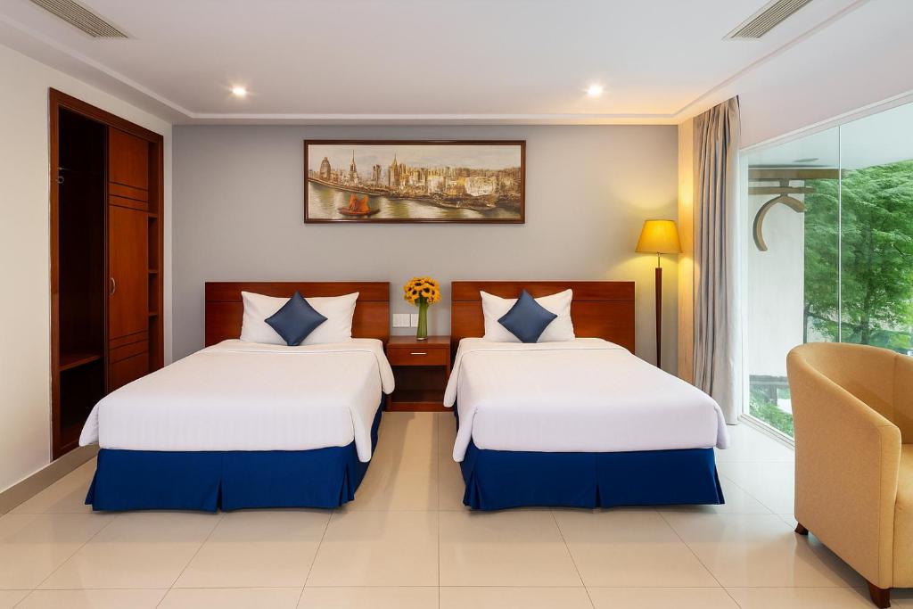 Suite Nhìn Ra Thành Phố