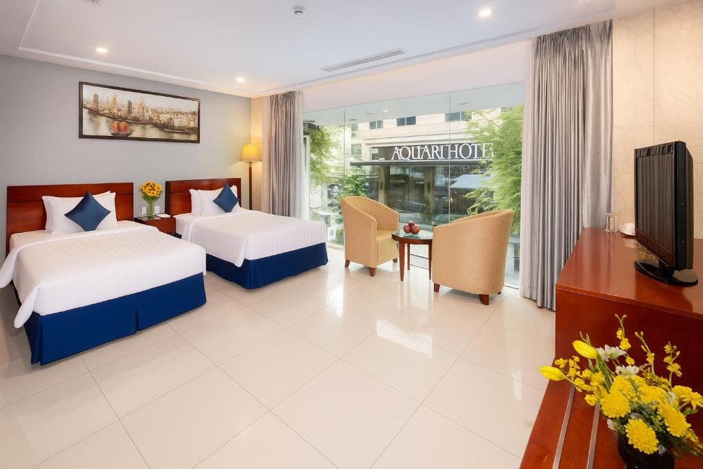 Suite Nhìn Ra Thành Phố