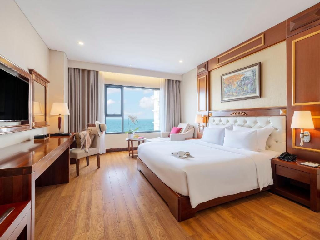 Phòng Deluxe Giường Đôi Nhìn Ra Biển