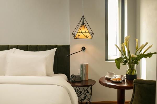 Phòng Deluxe Giường Đôi (Cửa Sổ Bên Trong)