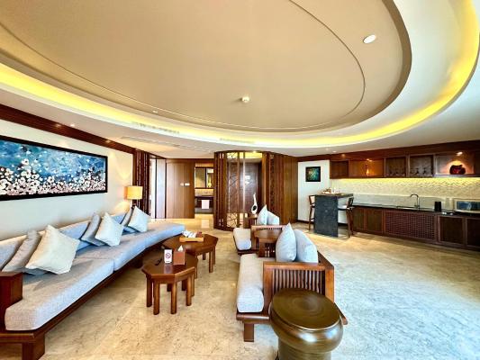 Suite có Ban công và Nhìn ra Biển