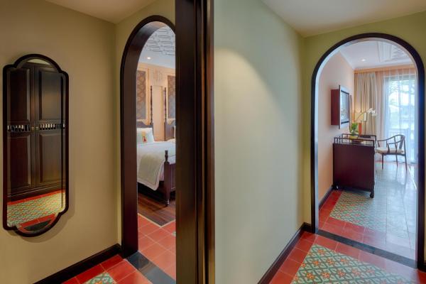 Suite Thông Nhau Qua Cửa Nối