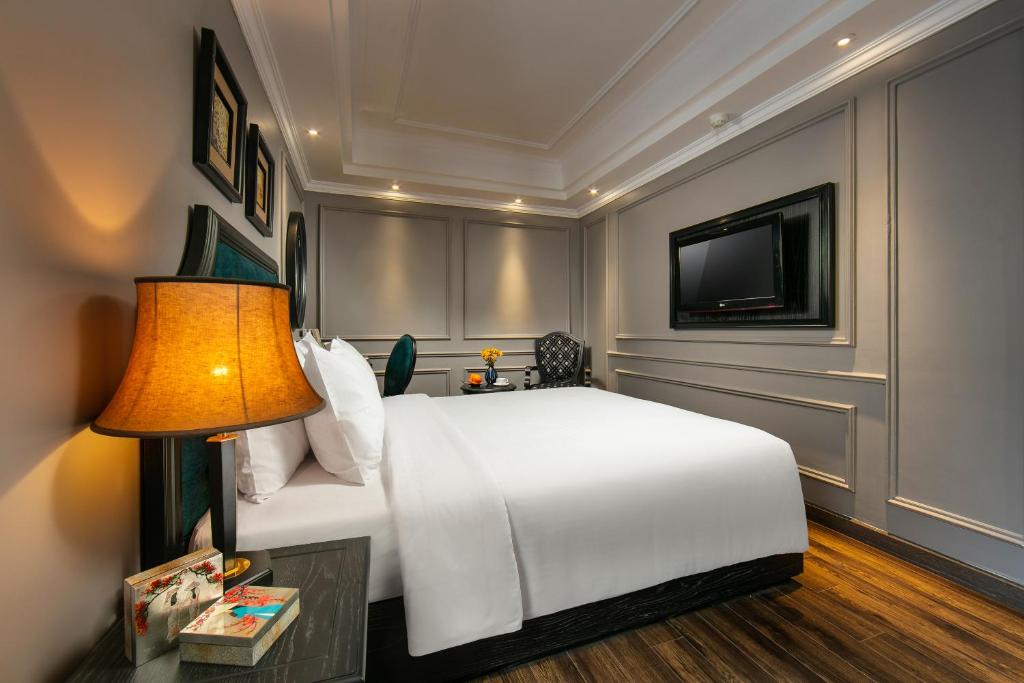 Phòng Deluxe Giường Đôi Có Cửa Sổ