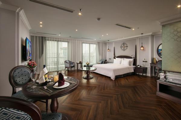 Suite Junior Có Ban Công