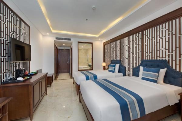 Phòng 2 Giường Đơn Nhìn Ra Thành Phố