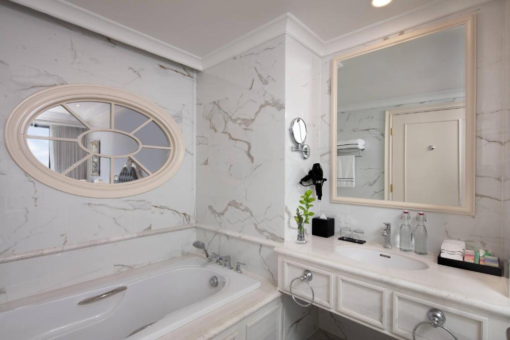 Phòng Deluxe 2 Phòng Ngủ Nhìn Ra Thành Phố