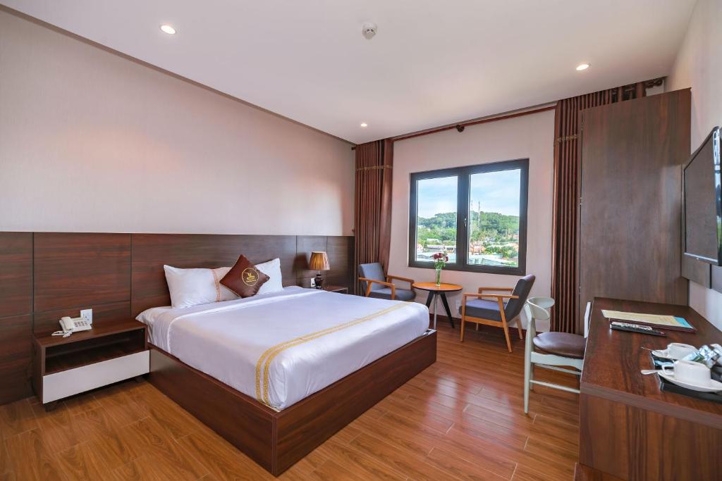 Phòng Deluxe Giường Đôi