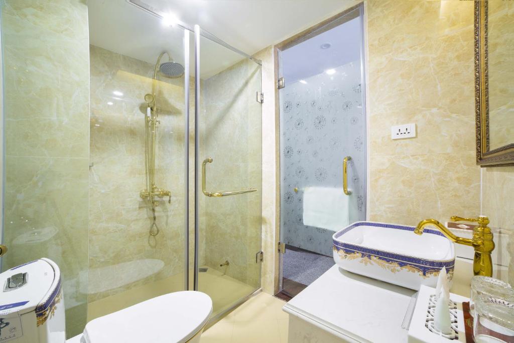 Suite Gia Đình Có Ban Công