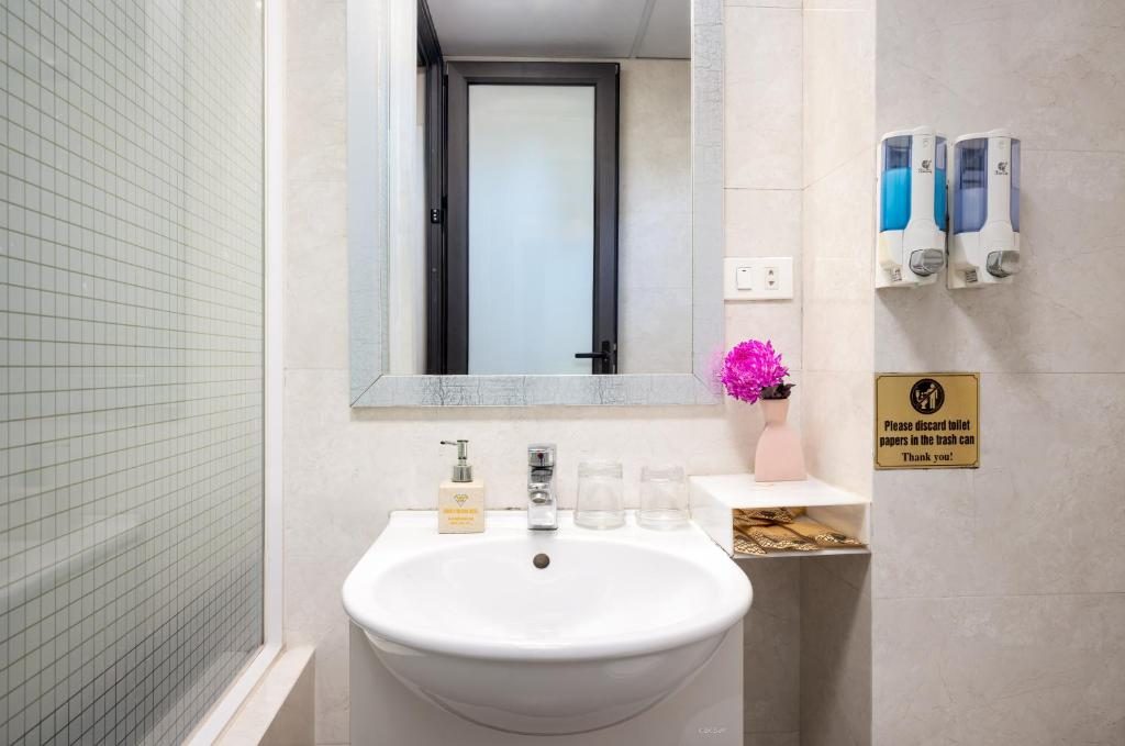 Phòng Deluxe Giường Đôi