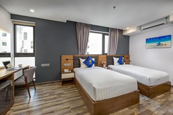 Phòng Deluxe cho 3 Người có Cửa sổ