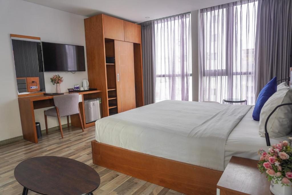 Phòng Deluxe Có Giường Cỡ King Nhìn Ra Thành Phố